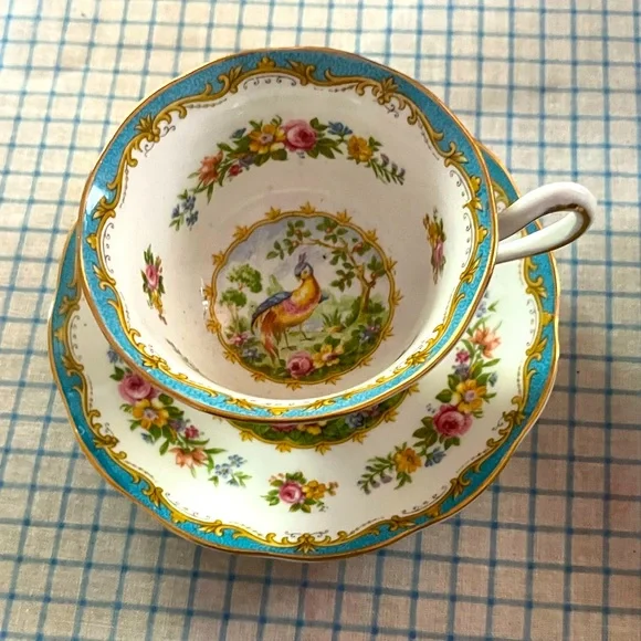Royal Albert Chelsea Bird Tea Cups - Picture 3 of 16